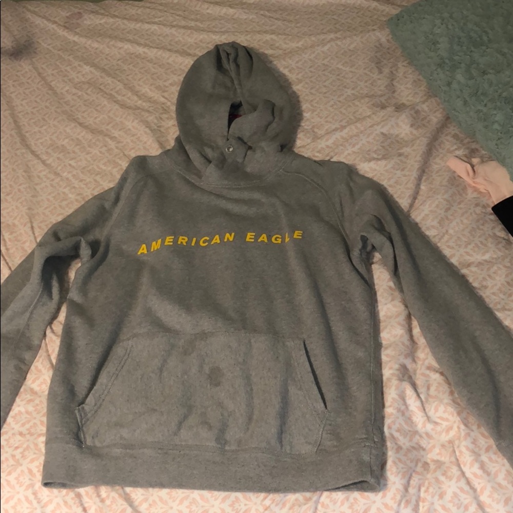 American Eagle sweatshirt